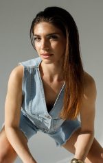 Monica vest light blue