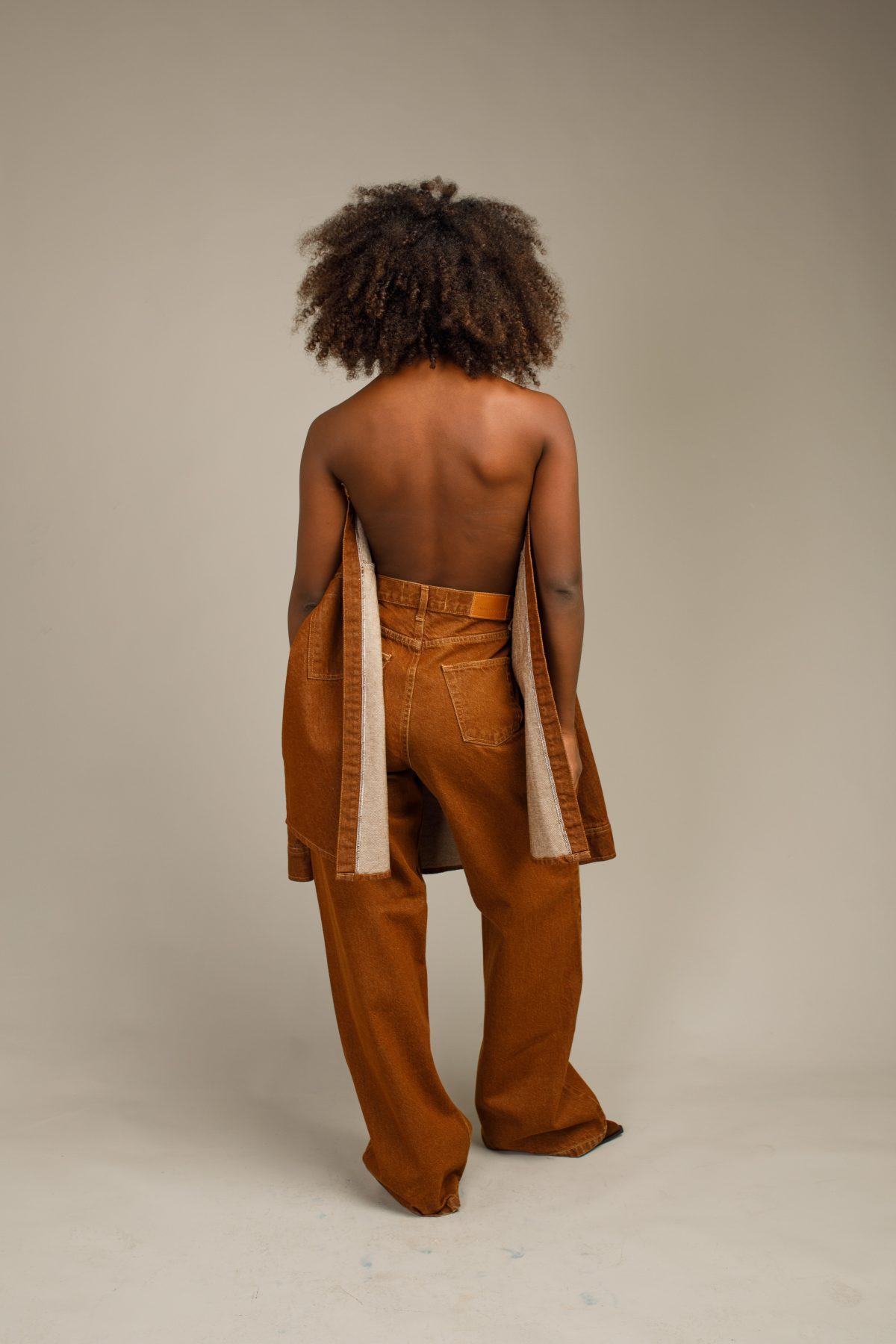 Amelia - Image 3