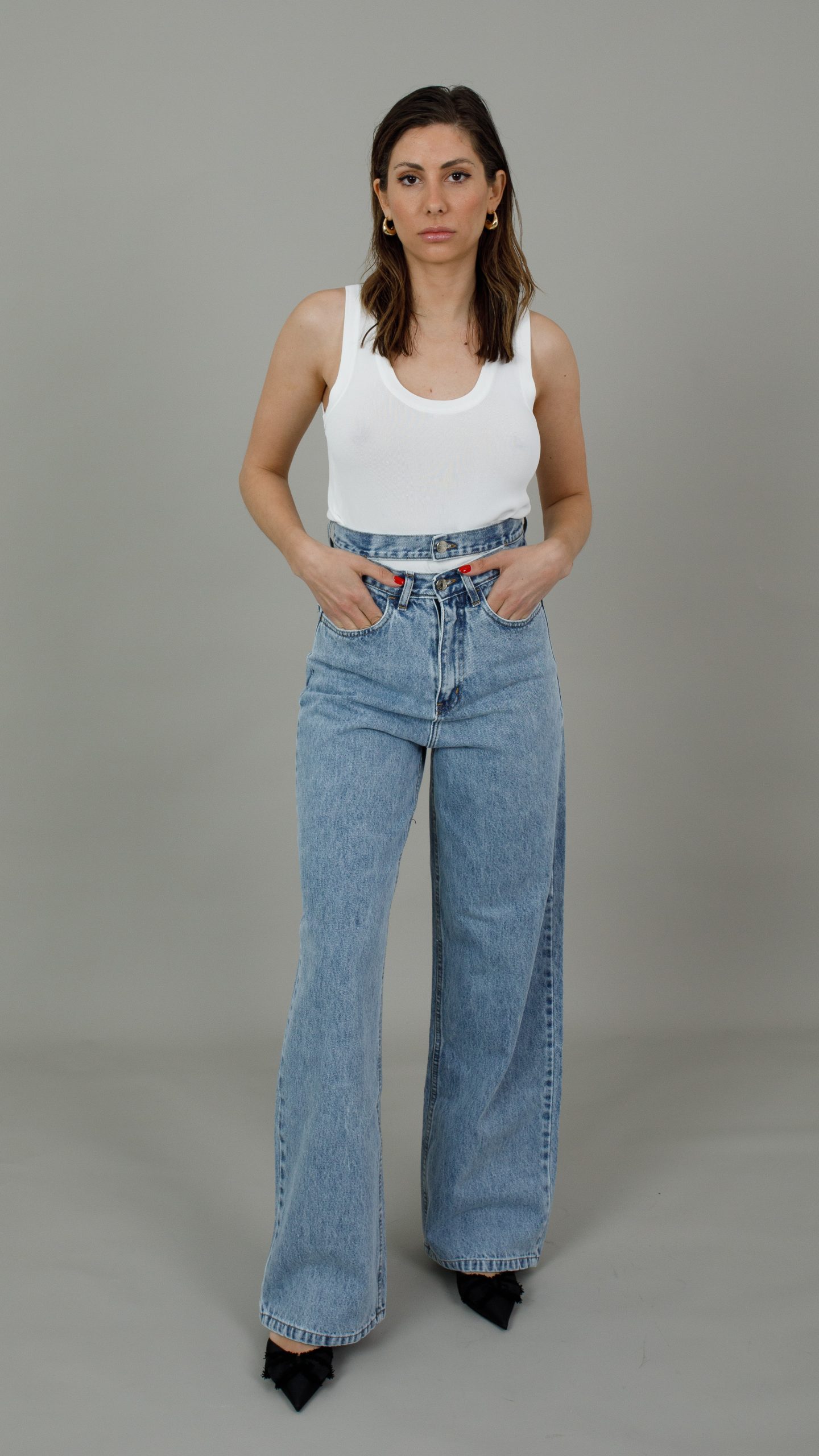 image00132 Alaia - Image 1